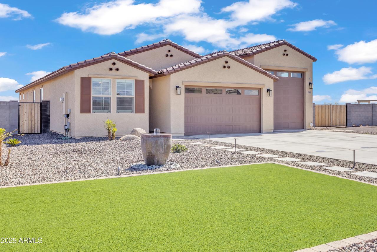 29419 N 223rd Dr., Wittmann, AZ 85361