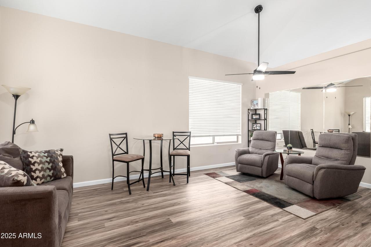 8637 W Kathleen Rd., Peoria, AZ 85382