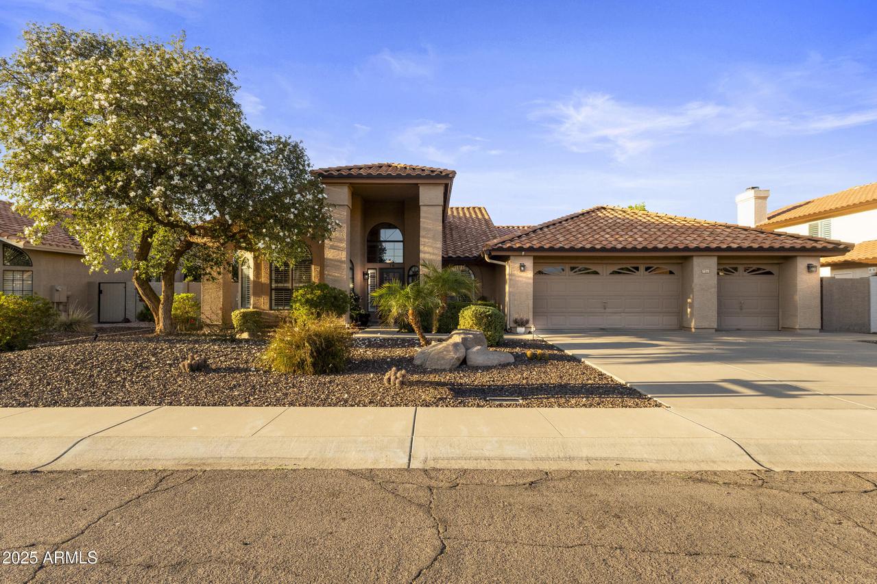 76 W Stacey Ln., Tempe, AZ 85284