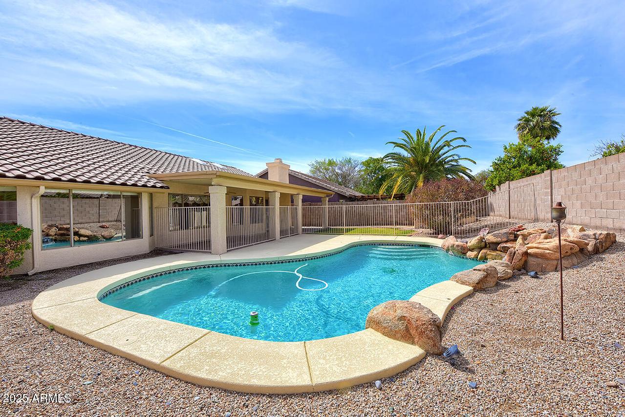 604 W Villa Rita Dr., Phoenix, AZ 85023