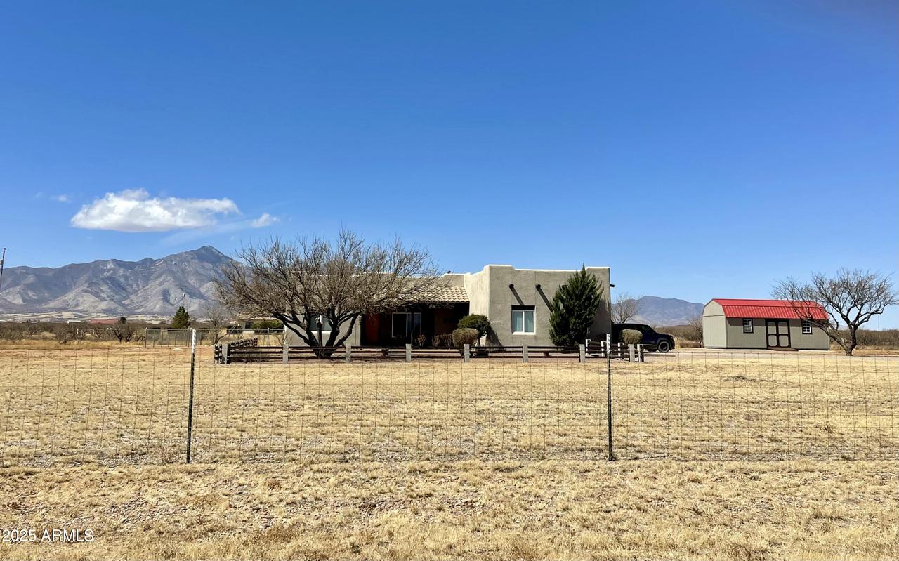8324 S Airstrip Rd., Hereford, AZ 85615