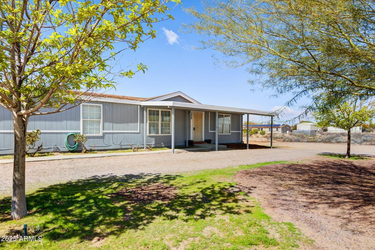 1520 S 365th Ave., Tonopah, AZ 85354