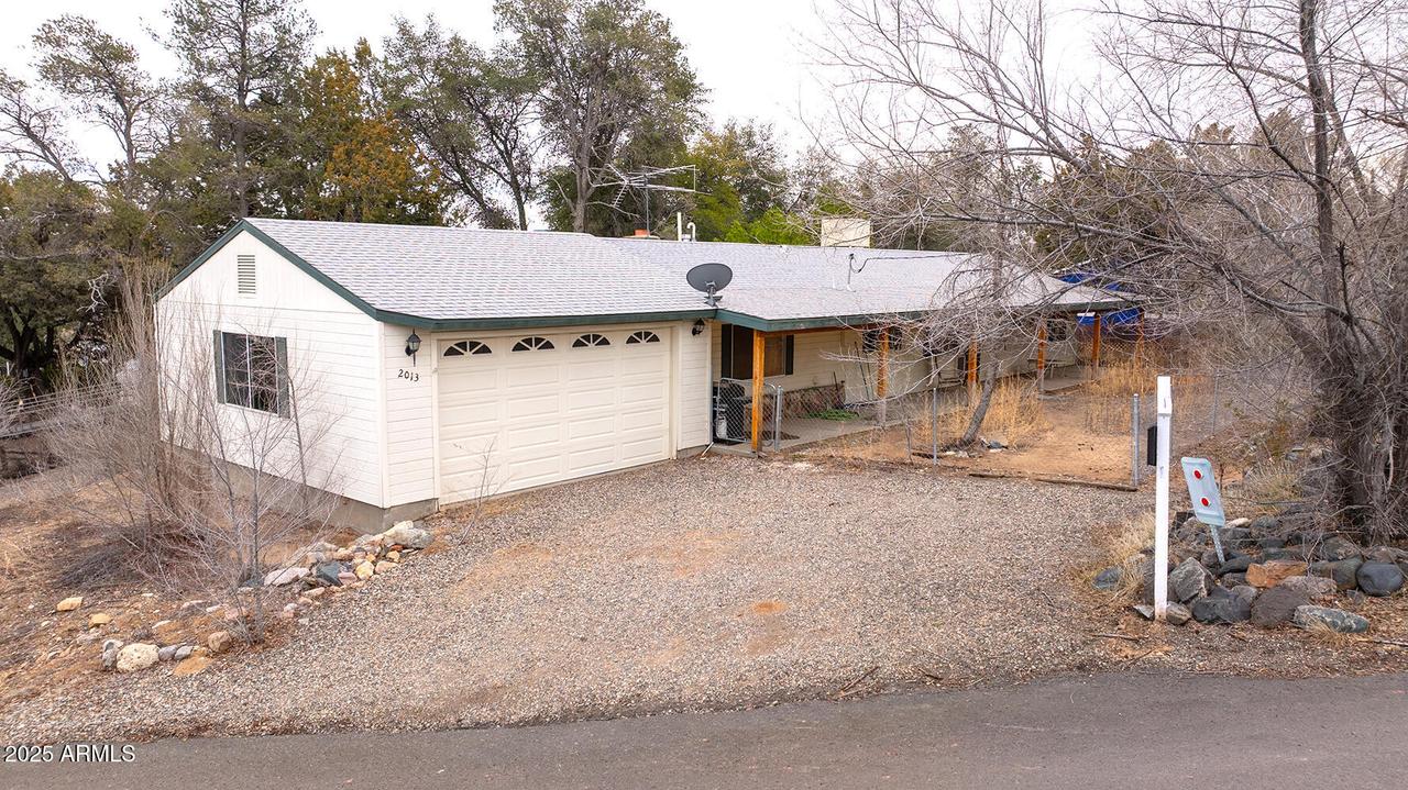 2013 Estrella Rd., Prescott, AZ 86305