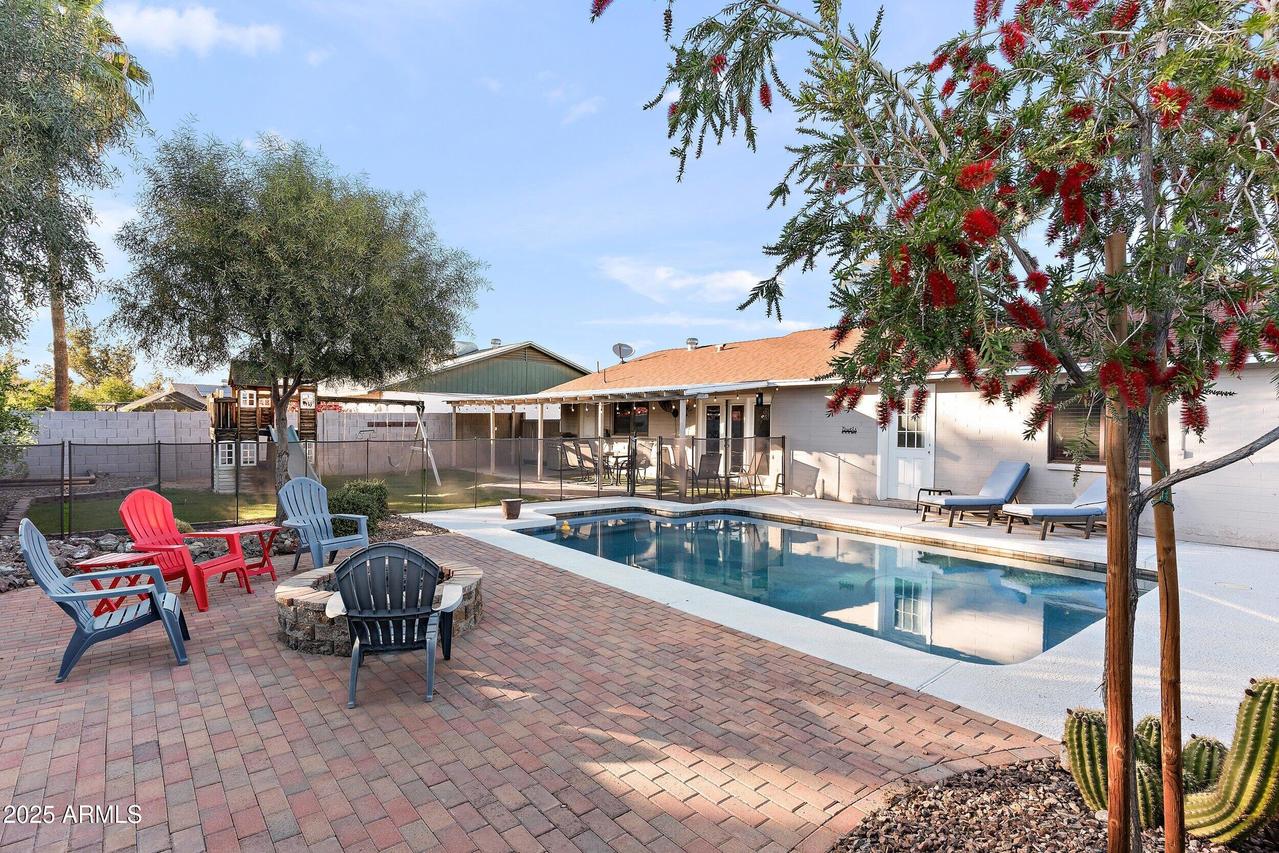3557 E Helena Dr., Phoenix, AZ 85032