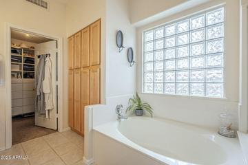 486 E Devon Dr., Gilbert, AZ 85296