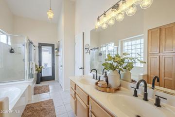 486 E Devon Dr., Gilbert, AZ 85296