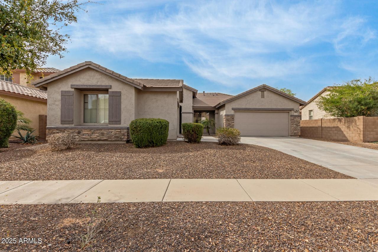 15247 W Redfield Rd., Surprise, AZ 85379
