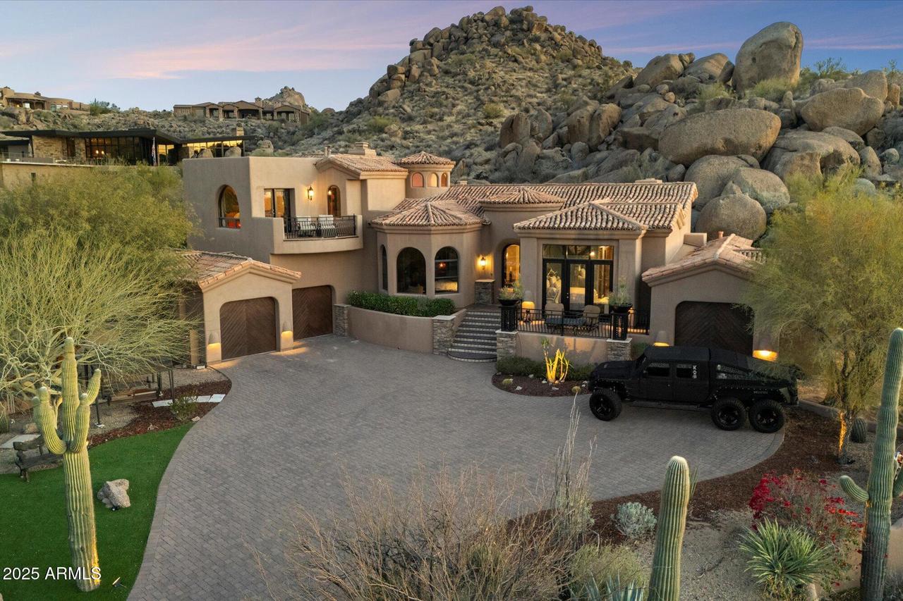 10471 E White Feather Ln., Scottsdale, AZ 85262