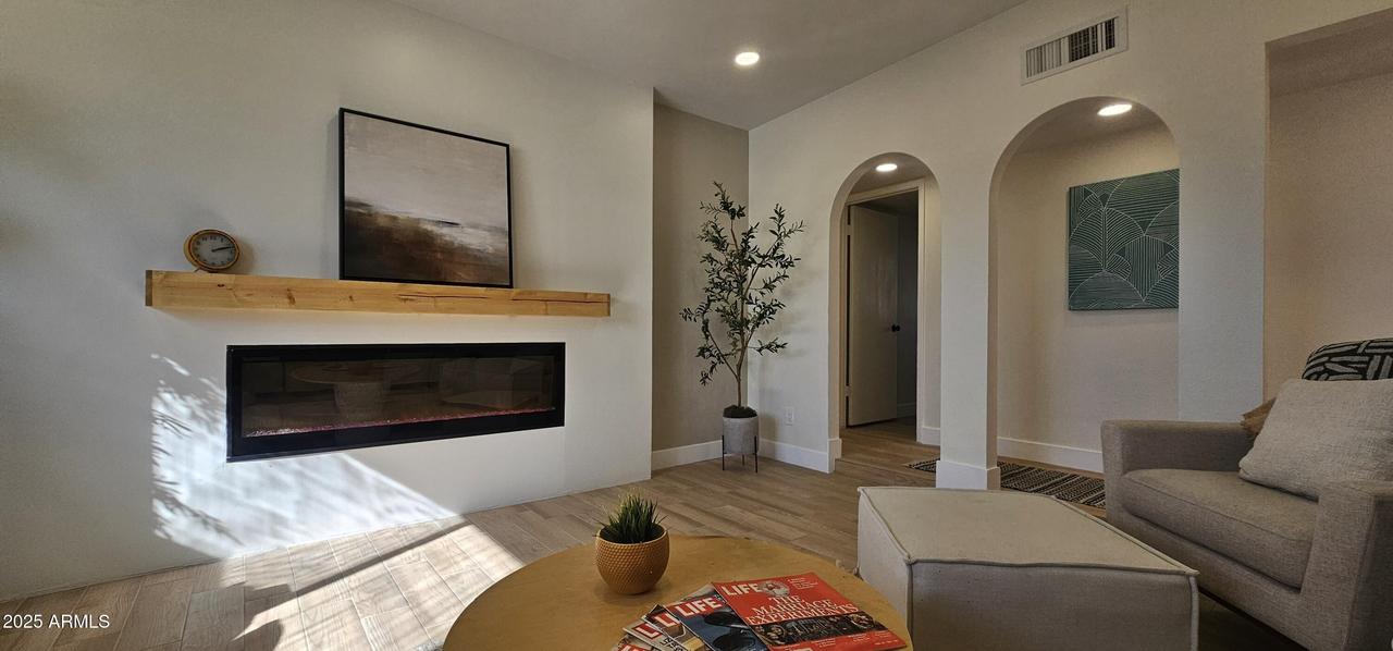 12807 N 21st Dr., Phoenix, AZ 85029