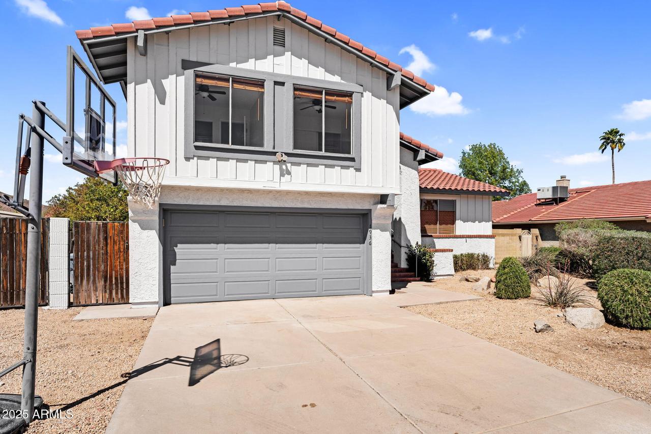 1936 E Hearn Rd., Phoenix, AZ 85022
