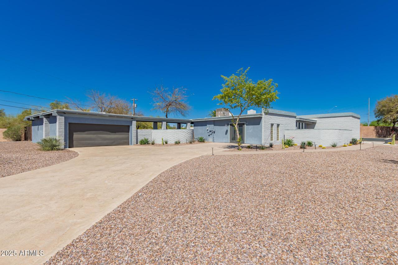 12602 N Scottsdale Rd., Scottsdale, AZ 85254