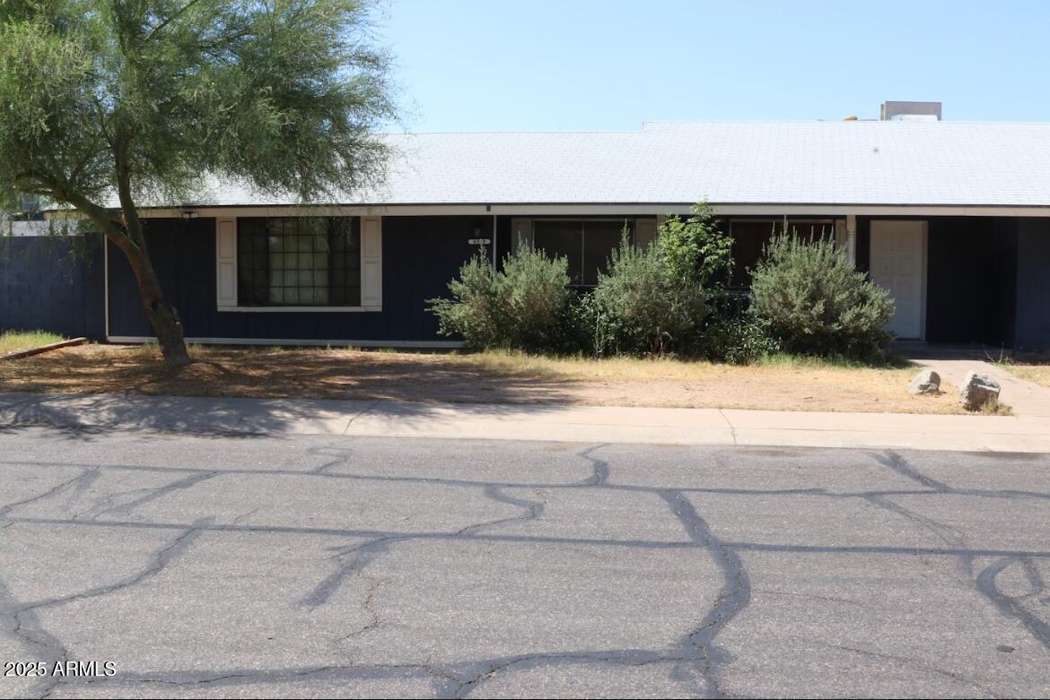 6319 E Albany St., Mesa, AZ 85205
