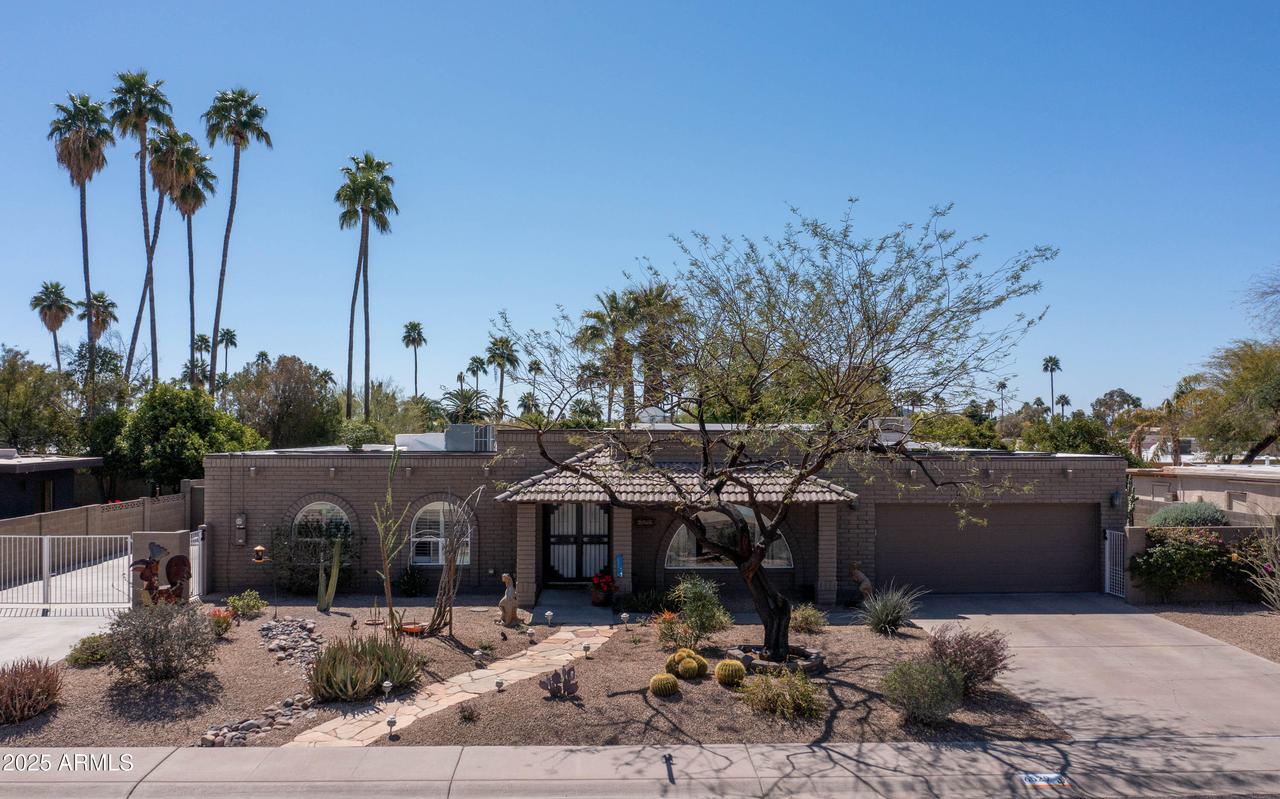 6529 E Voltaire Ave., Scottsdale, AZ 85254