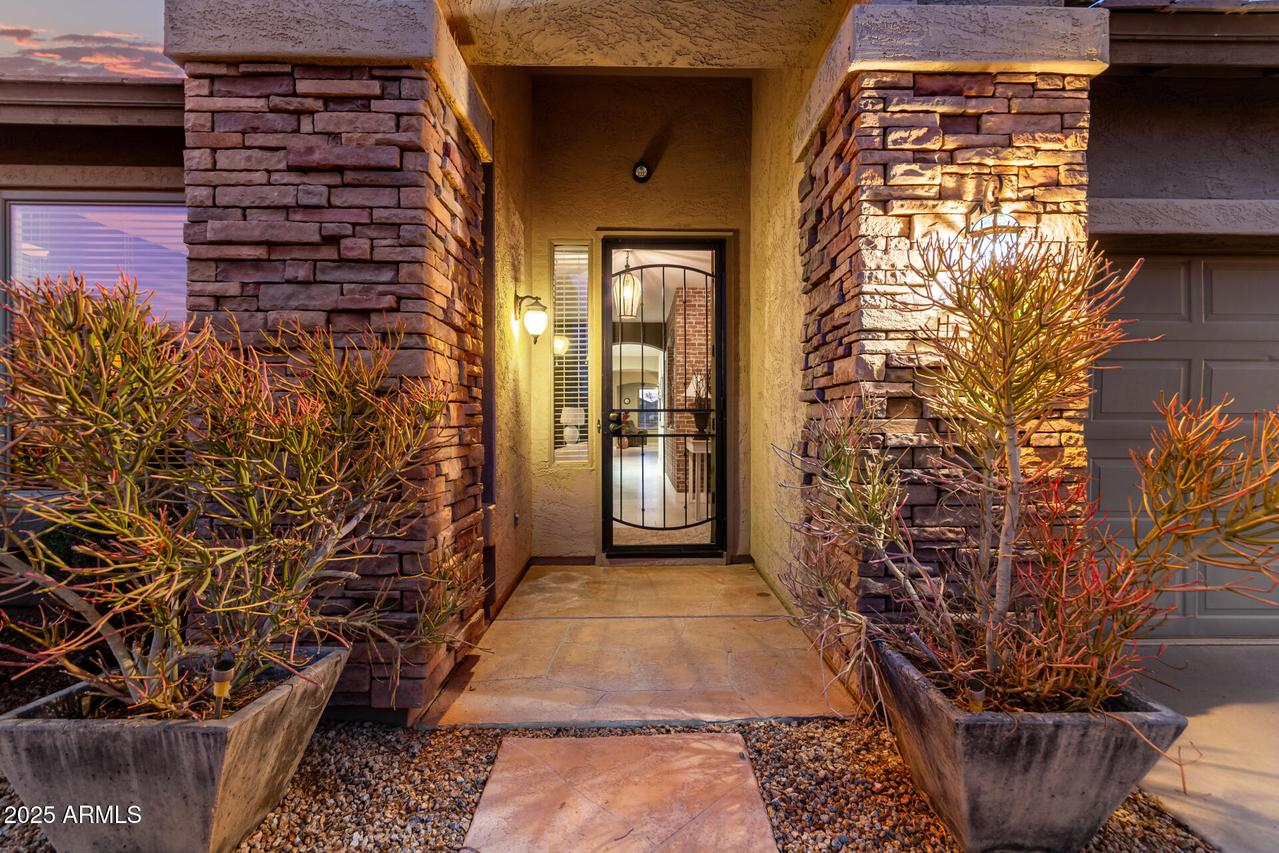 29794 N Little Leaf Dr., San Tan Valley, AZ 85143