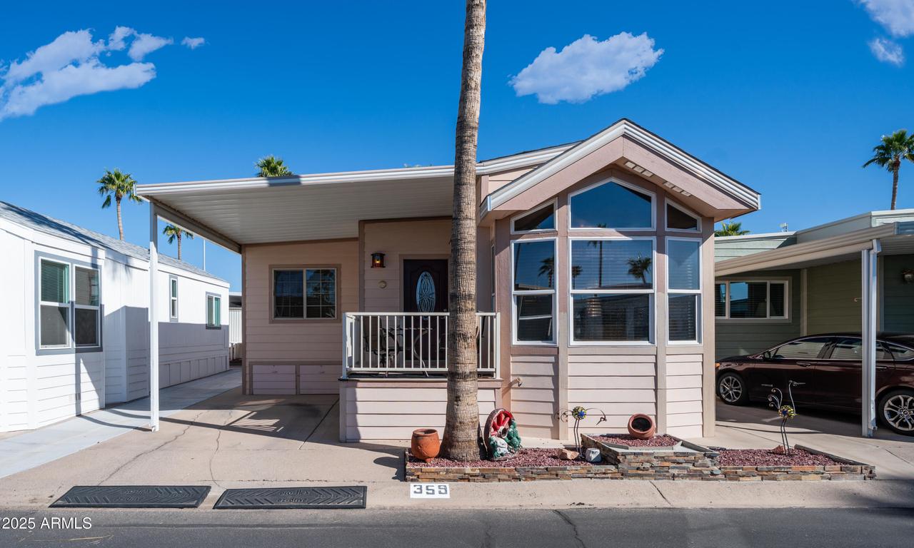 359 Felspar Dr., Apache Junction, AZ 85119