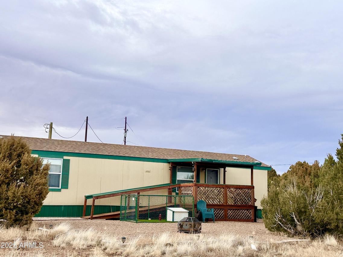 8118 White Mountain Lake Rd., Show Low, AZ 85901