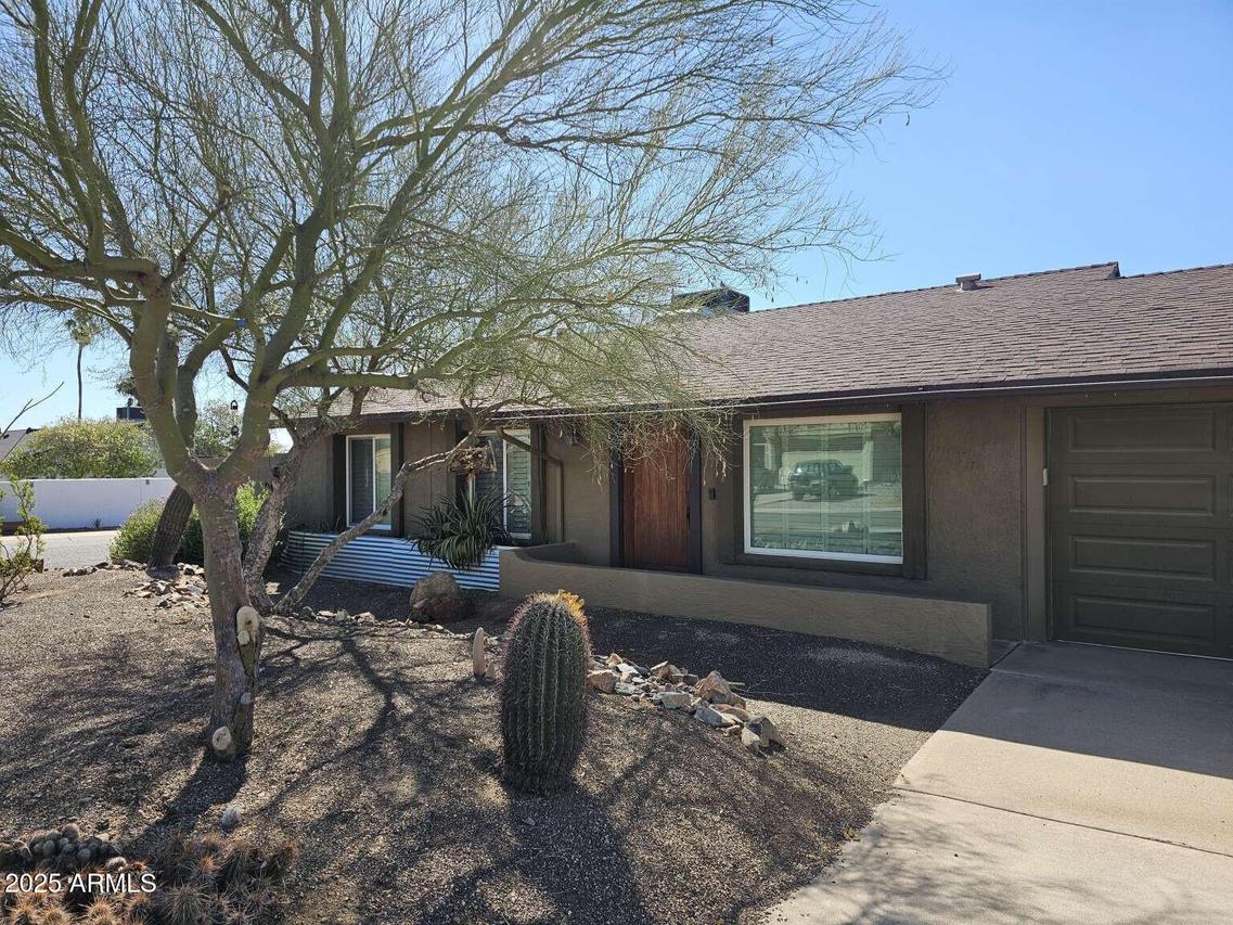 2833 E Emile Zola Ave., Phoenix, AZ 85032