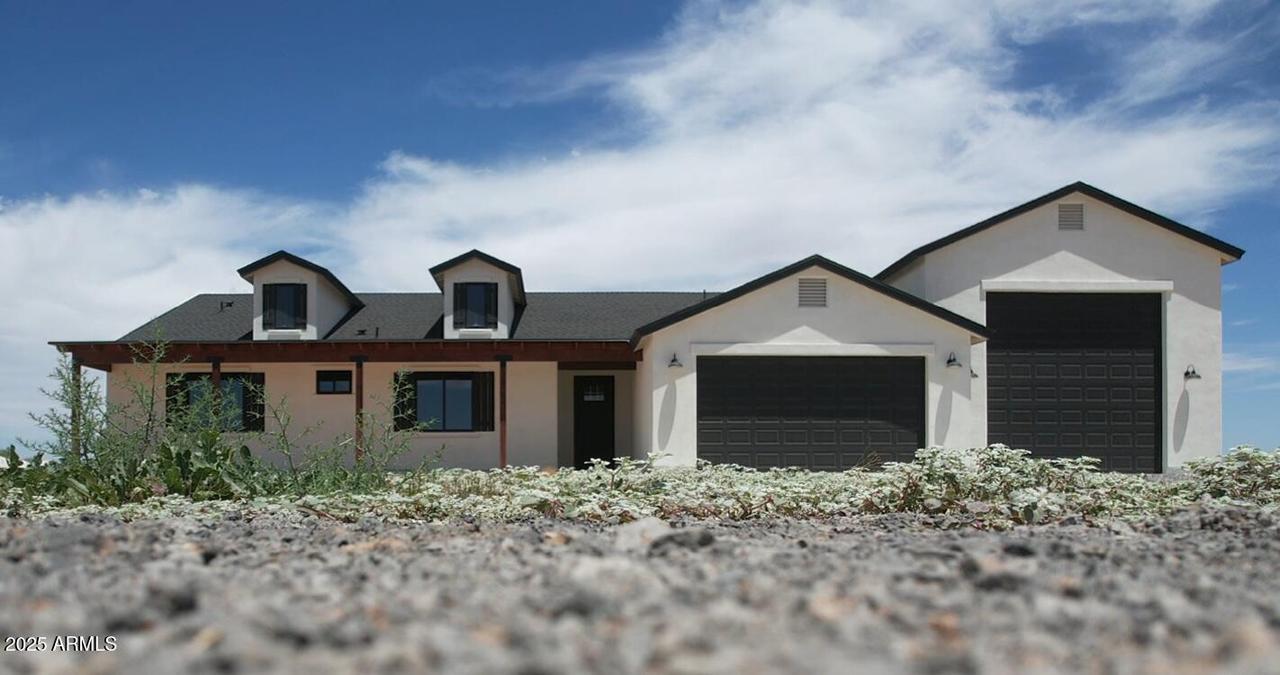 11142 E Copper Dust Tr., Florence, AZ 85132