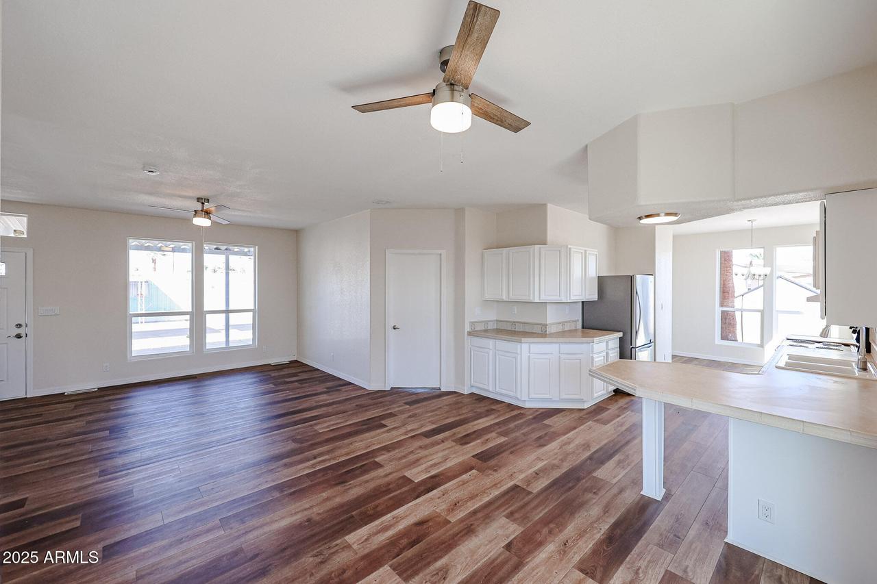 8401 N 67th Ave. #91, Glendale, AZ 85302