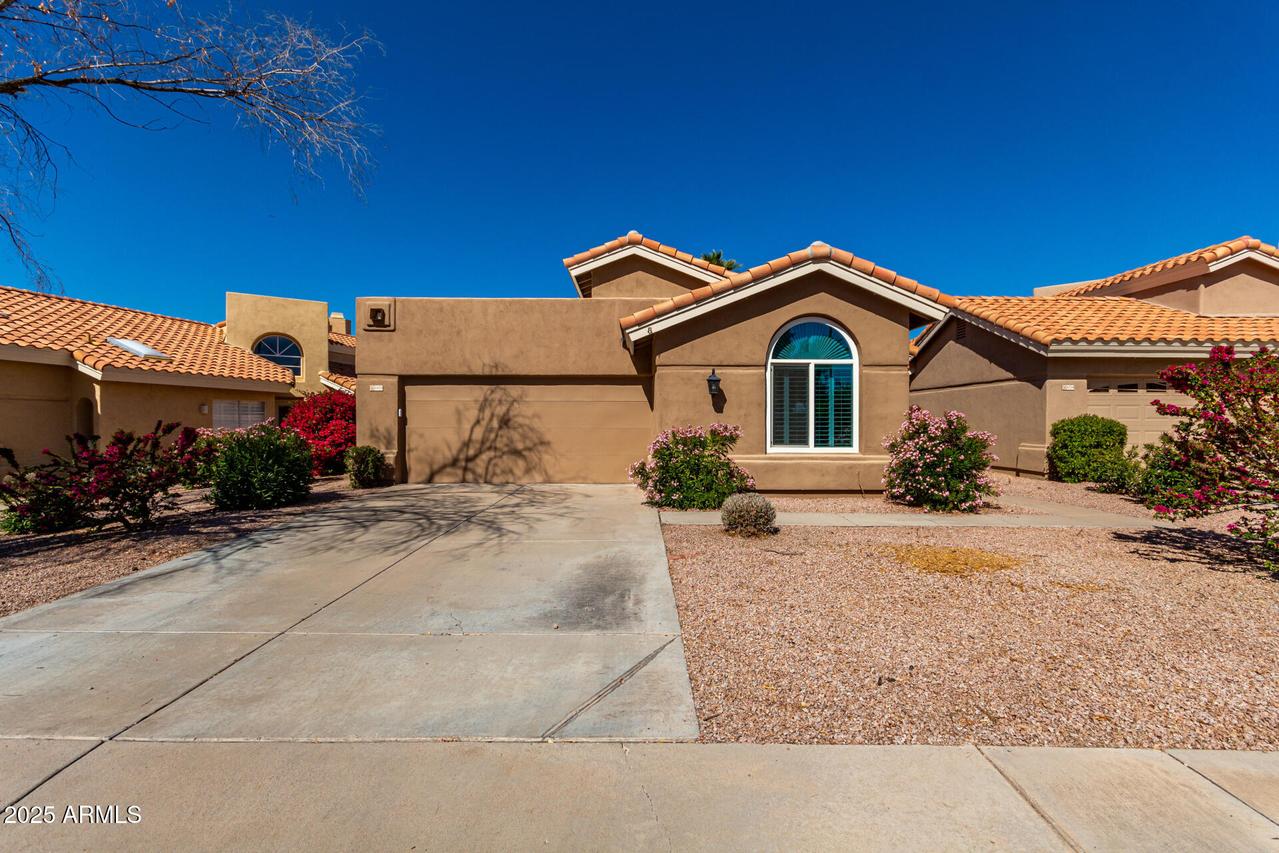 6520 E Sugarloaf St., Mesa, AZ 85215