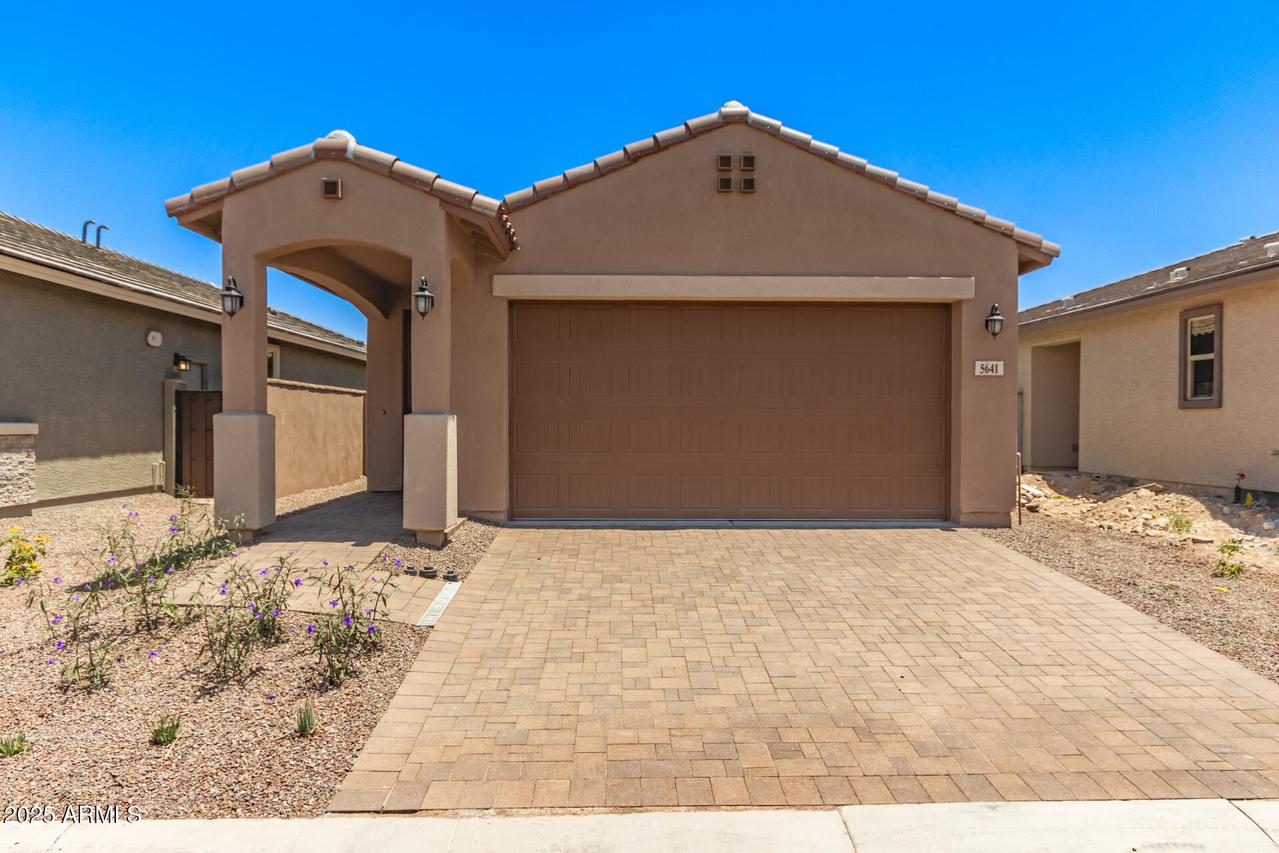 5641 N 205th Ln., Buckeye, AZ 85396