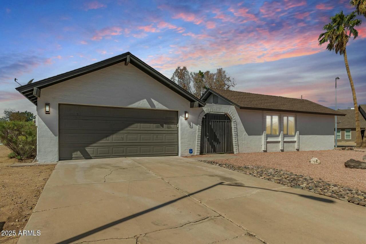 4901 W Augusta Cir., Glendale, AZ 85308