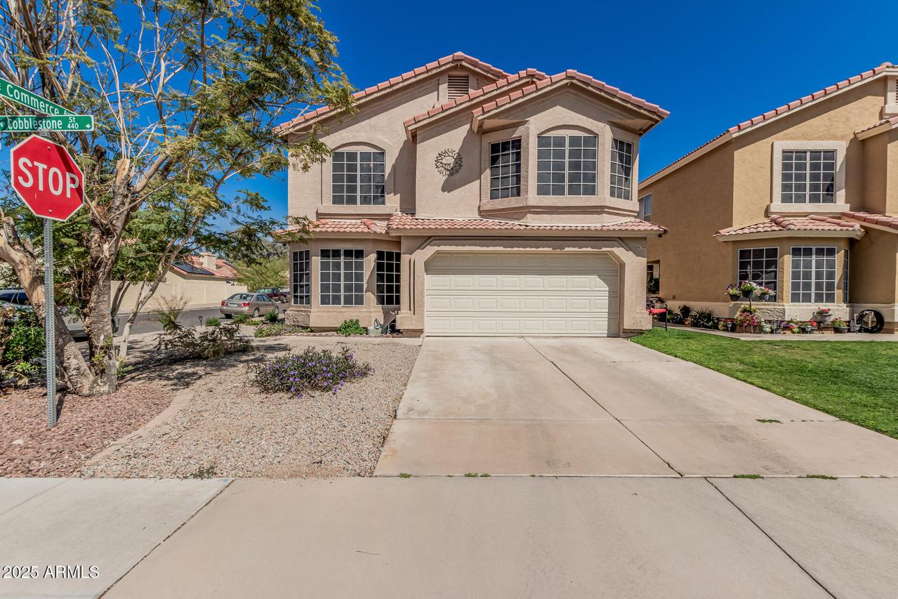 439 N Cobblestone St., Gilbert, AZ 85234