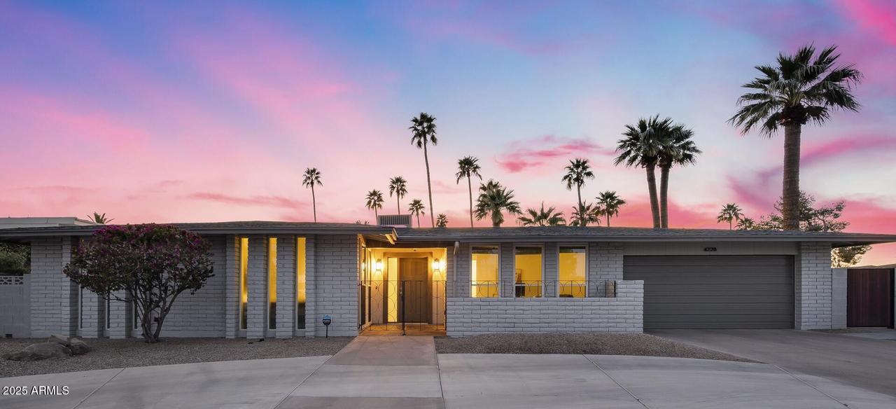 4228 N 87th St., Scottsdale, AZ 85251