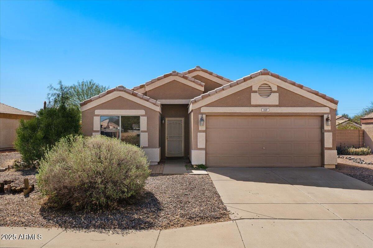 1137 W 21st Ave., Apache Junction, AZ 85120