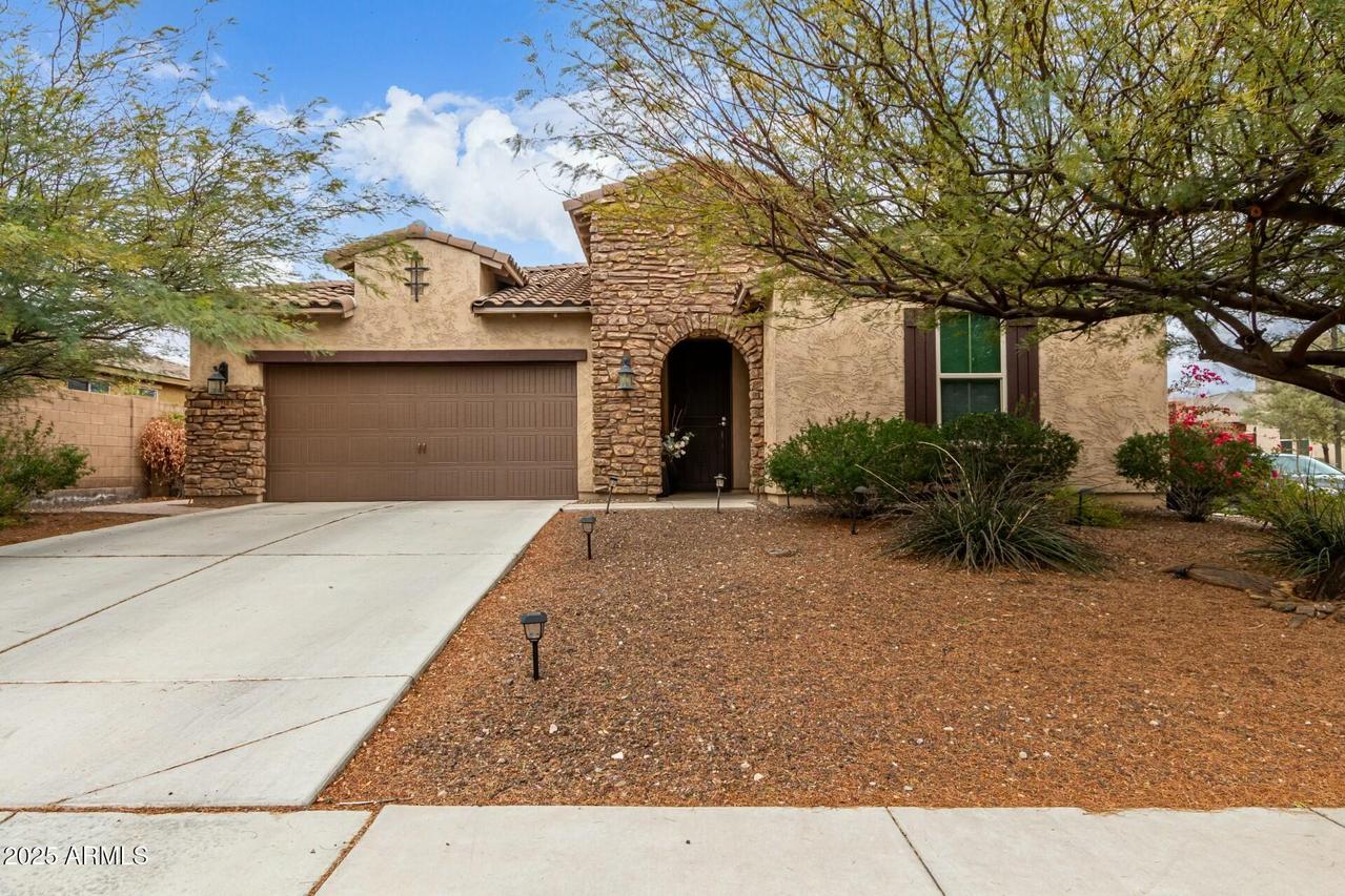 3718 W Bingham Dr., New River, AZ 85087