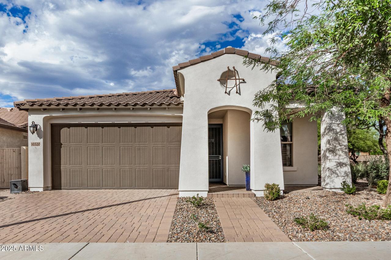 10320 E Tupelo Ave., Mesa, AZ 85212