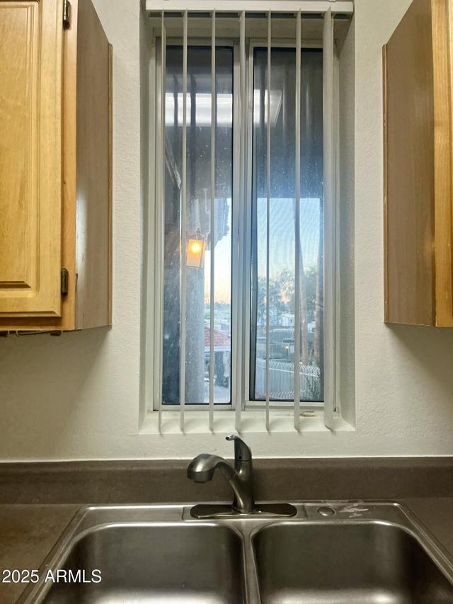 2929 W Yorkshire Dr. #2121, Phoenix, AZ 85027