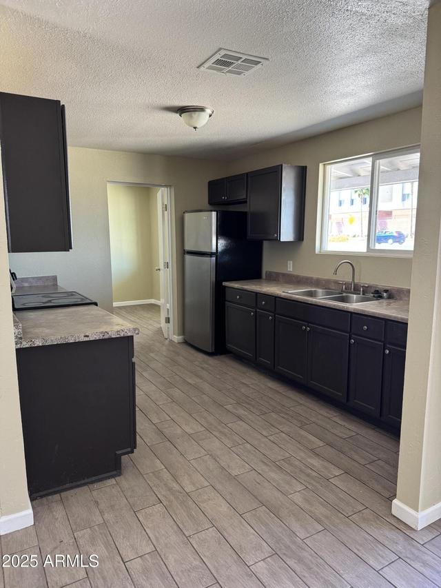2801 W Camelback Rd., Phoenix, AZ 85017