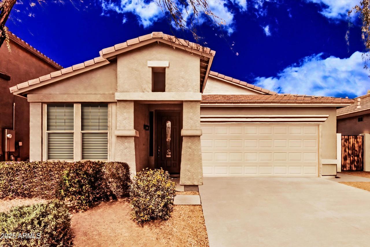 2242 W Calle Marita, Phoenix, AZ 85085