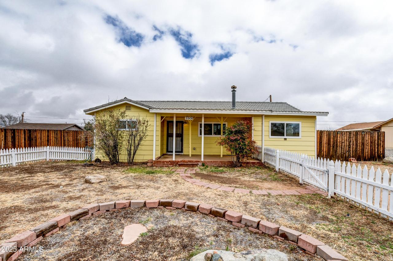 3301 N Mountain View Dr., Prescott Valley, AZ 86314