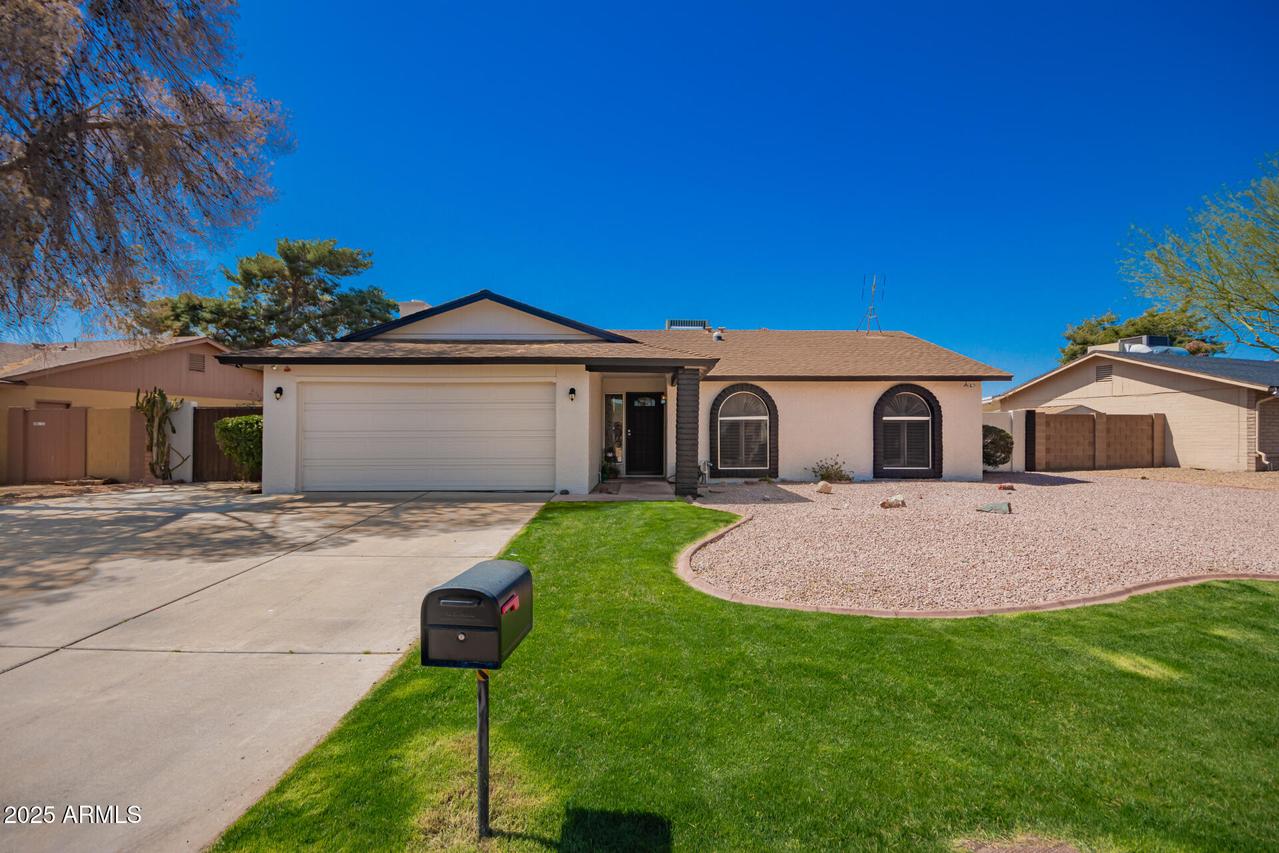 15022 N 22nd Ln., Phoenix, AZ 85023