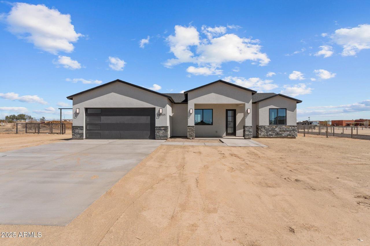 28917 N 201st Ave., Wittmann, AZ 85361