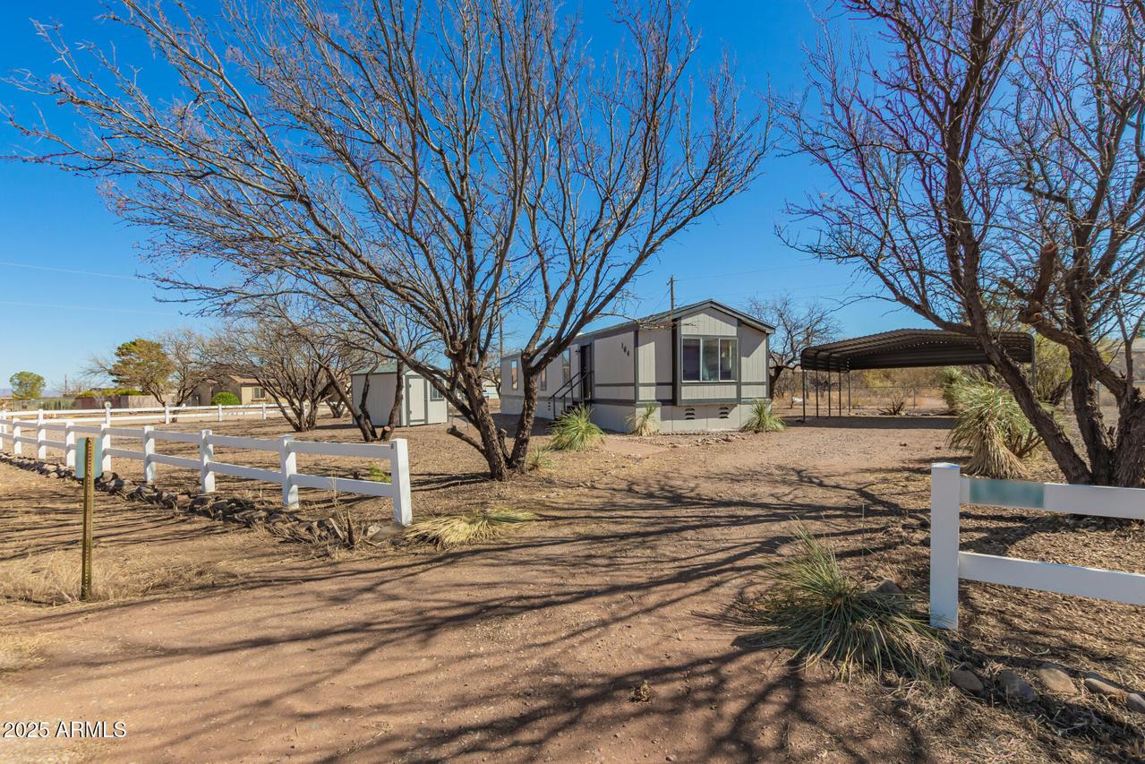 164 E Via Platino, Huachuca City, AZ 85616