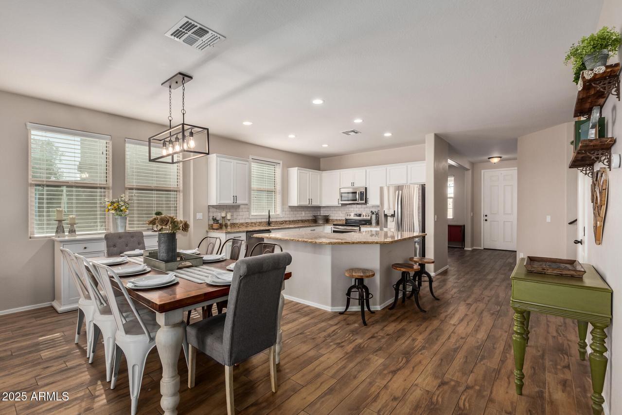 7531 W Rock Springs Dr., Peoria, AZ 85383