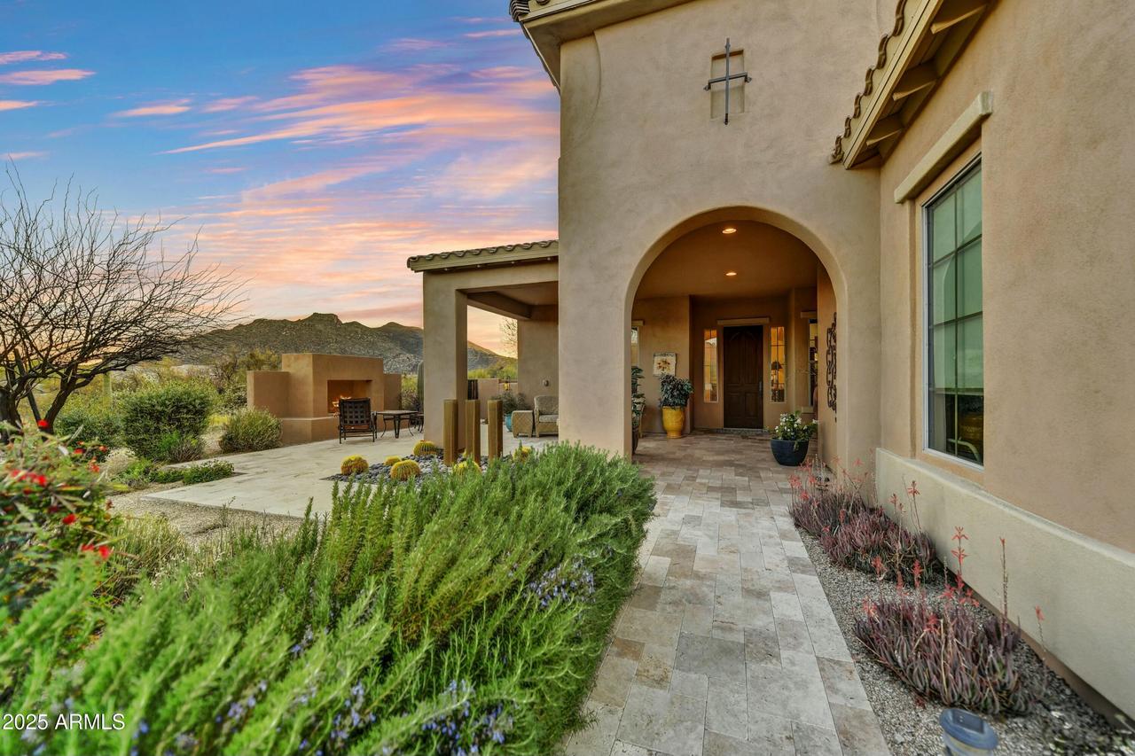 37170 N Greythorn Cir., Carefree, AZ 85377