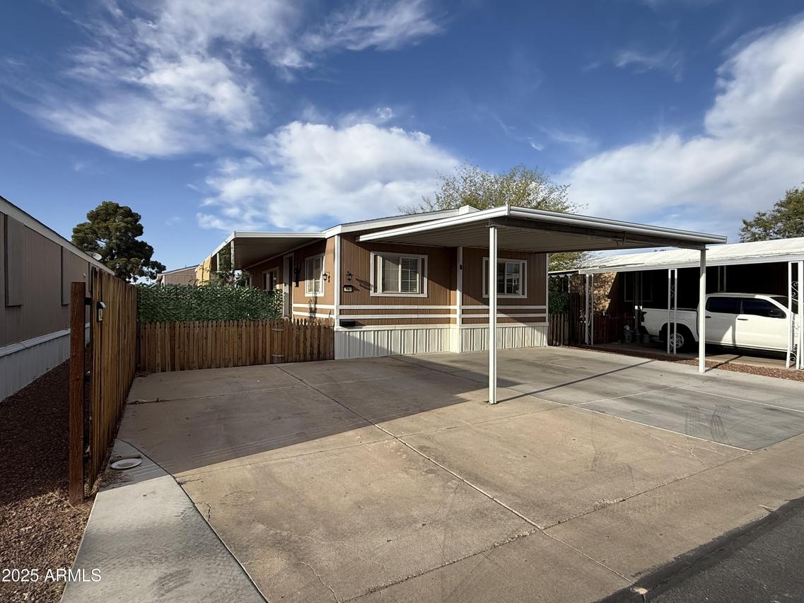8427 W Glendale Ave. #96, Glendale, AZ 85305