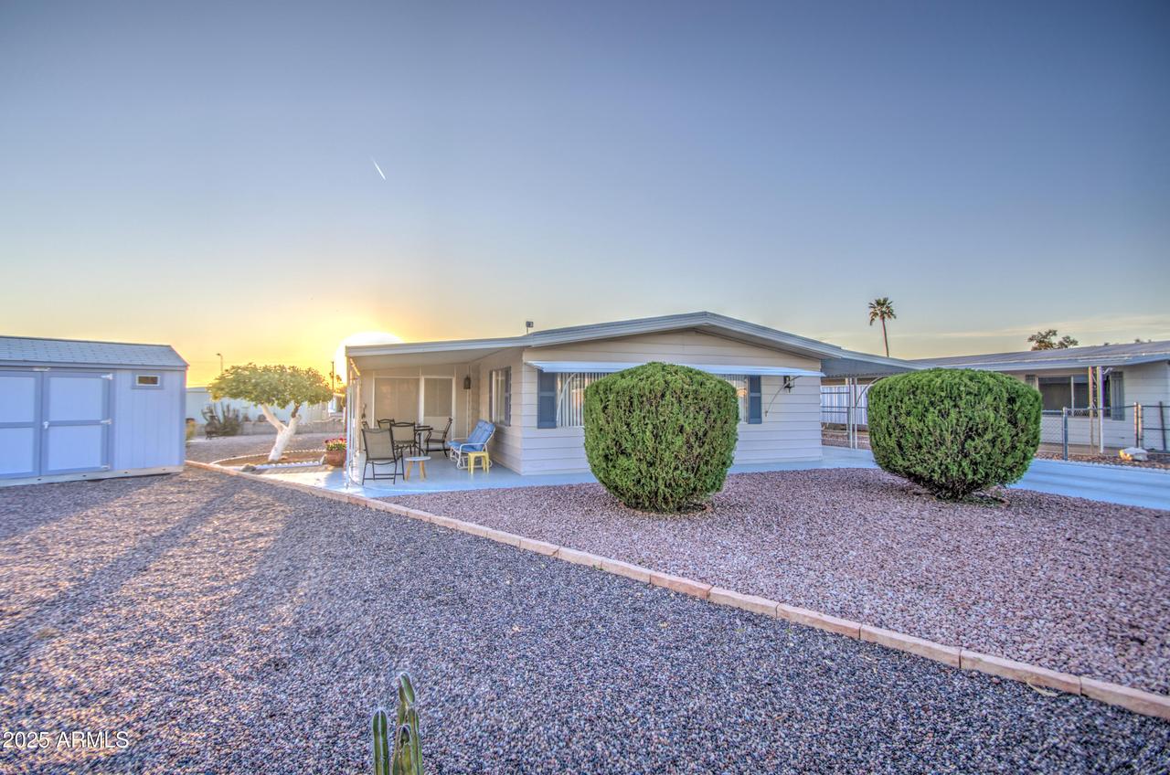112 S 72nd Way, Mesa, AZ 85208