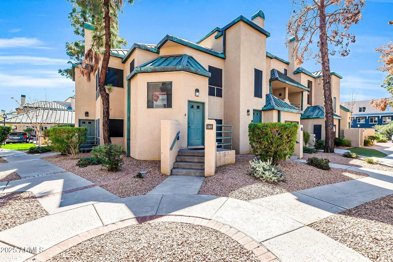 101 N 7th St. #210, Phoenix, AZ 85034