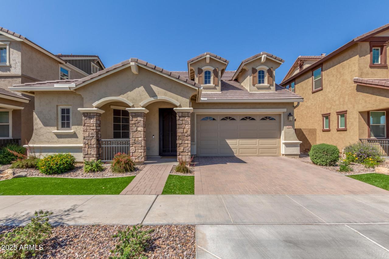 2626 S Olympic Dr., Gilbert, AZ 85295