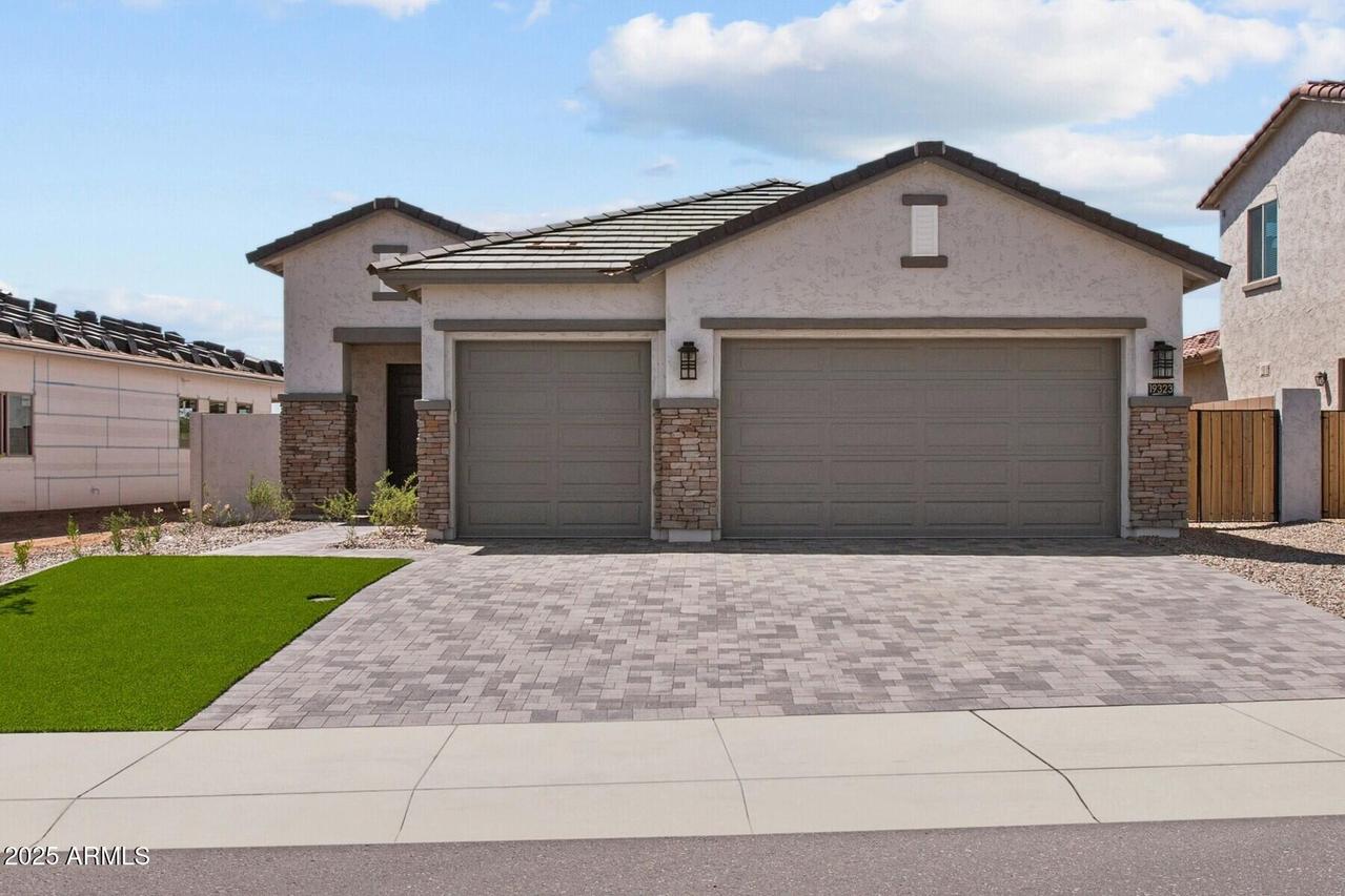 19323 W San Juan Ave., Litchfield Park, AZ 85340
