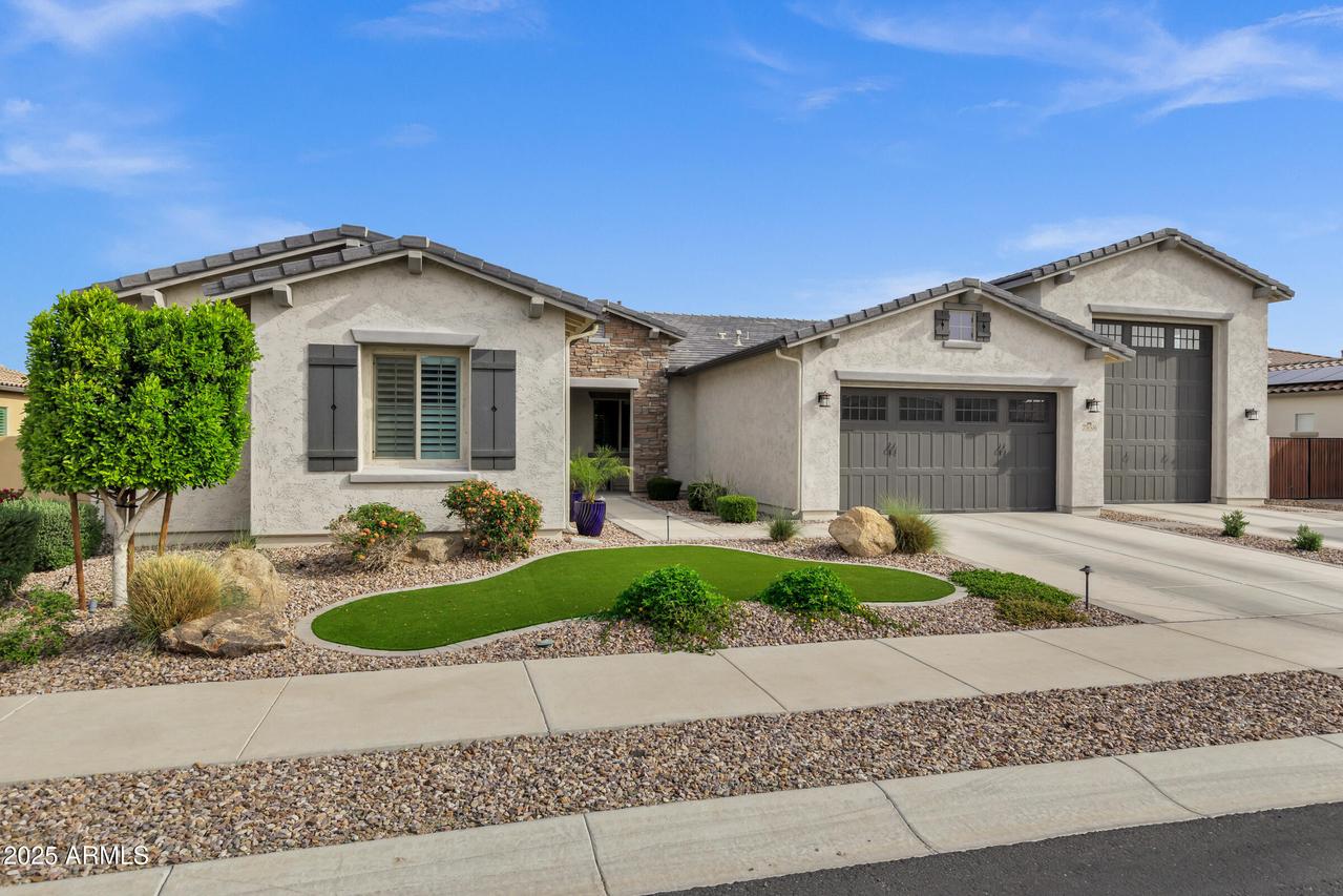 7558 W Adela Dr., Peoria, AZ 85383