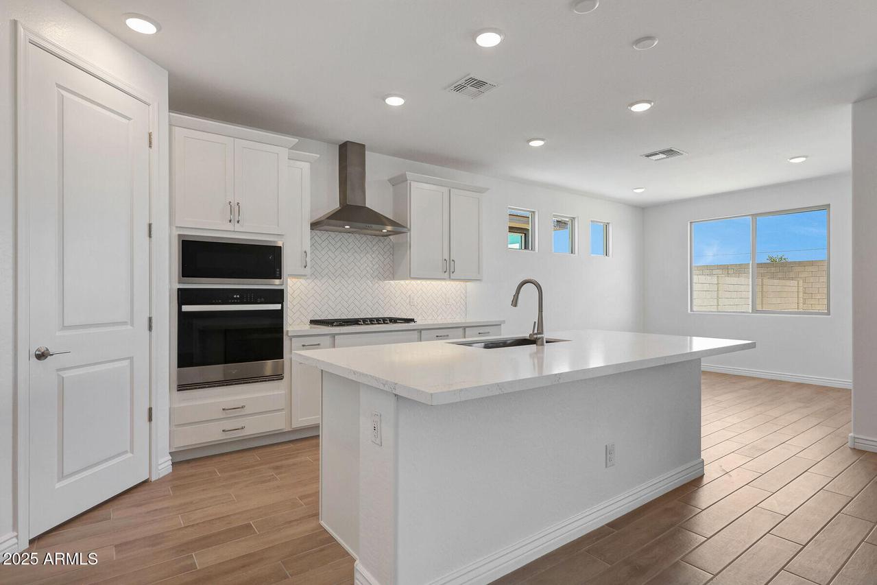 25727 N 147th Dr., Surprise, AZ 85387
