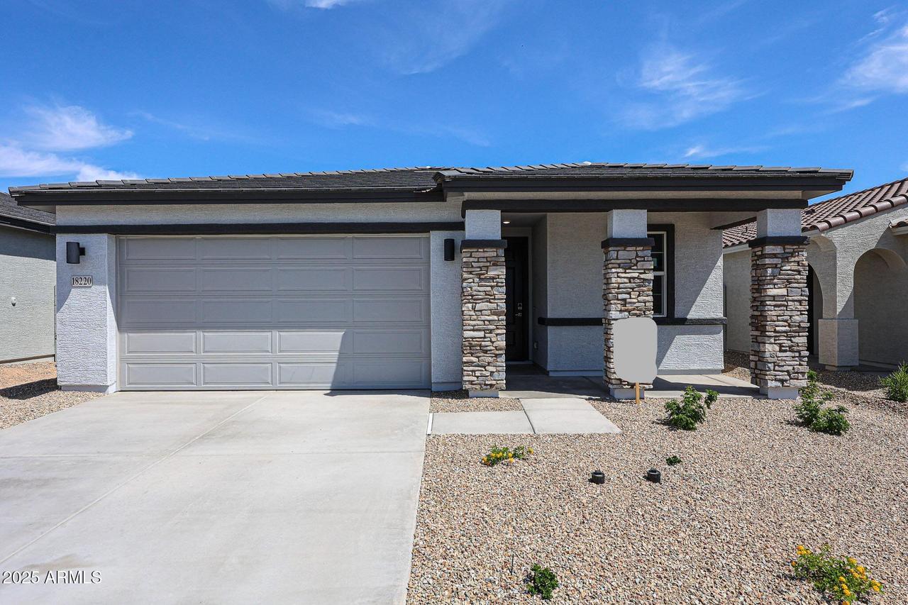 18220 W Daley Ln., Surprise, AZ 85387