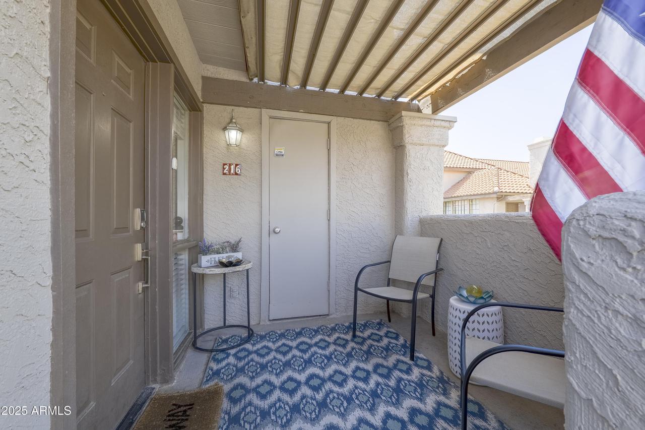 1211 N Miller Rd. #216, Scottsdale, AZ 85257