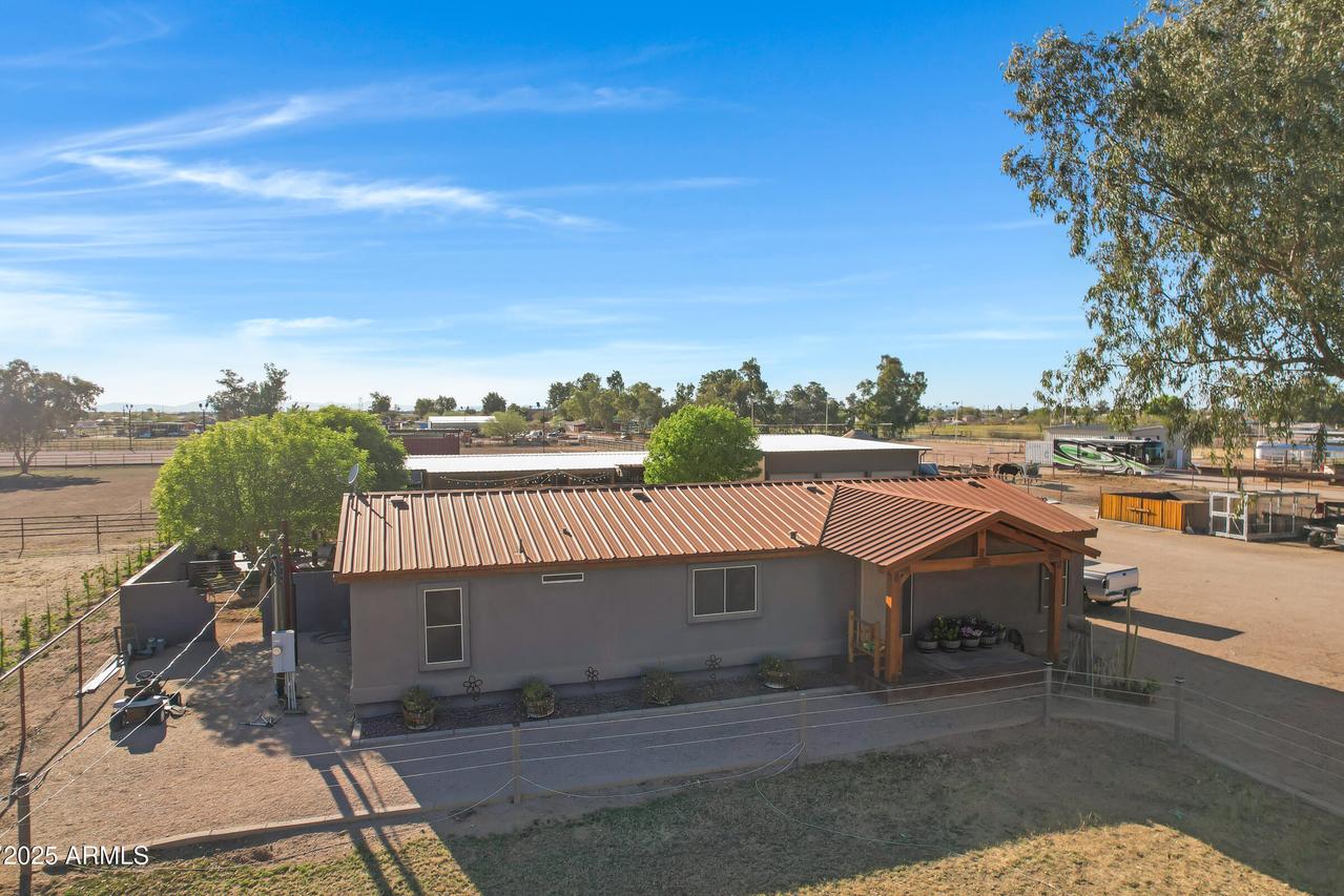 42870 N Friend Ave., San Tan Valley, AZ 85140